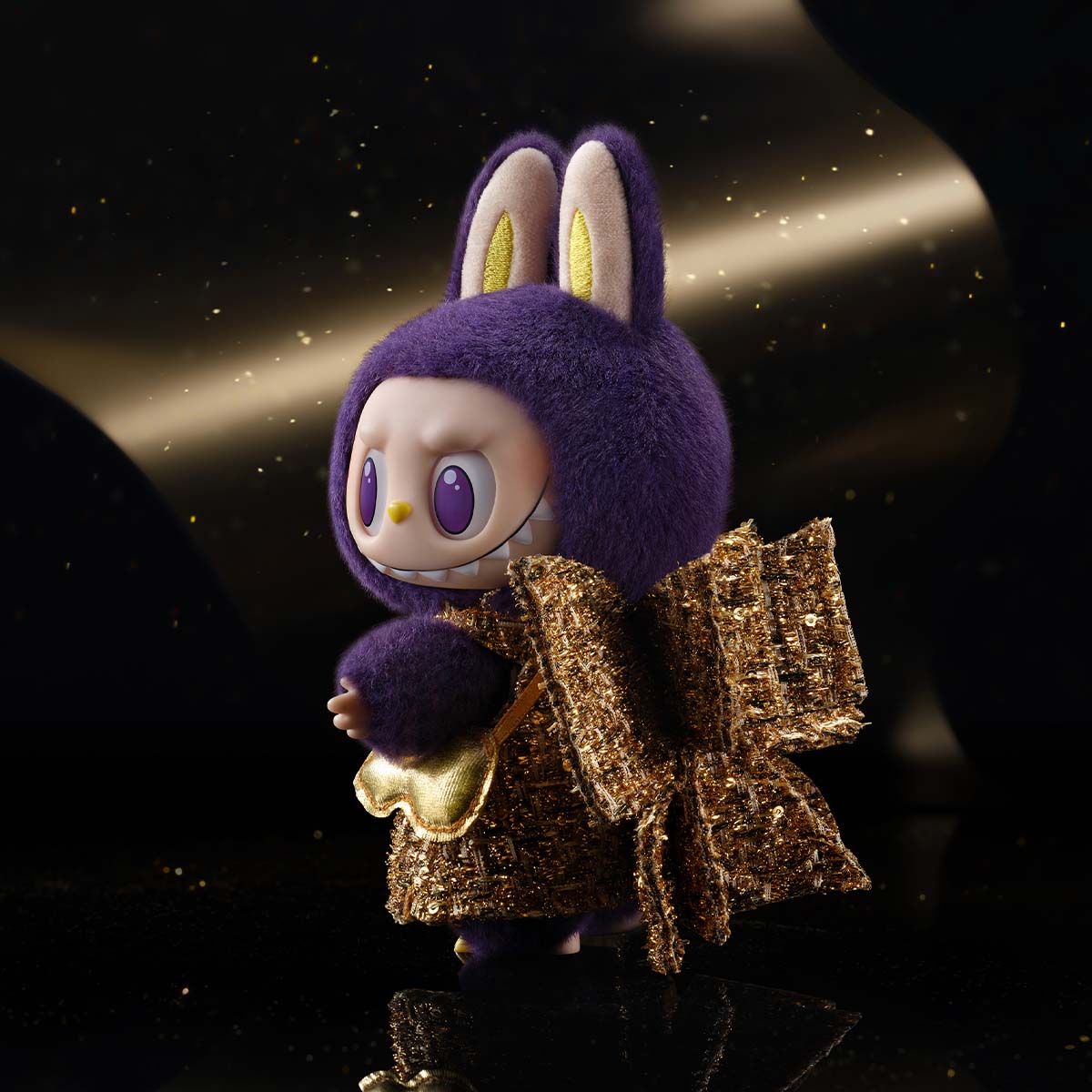 THE MONSTERS - WINGS OF FORTUNE Vinyl Plush Hanging Card – view 7 | The Moon Toys